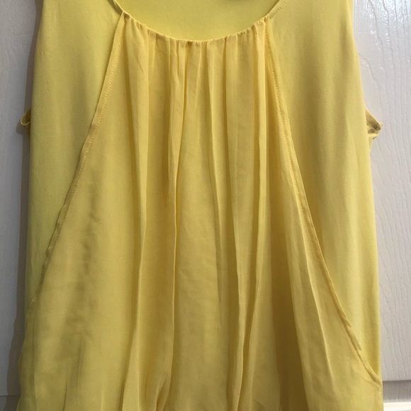 New York and company medium tank top - Picture 3 of 4